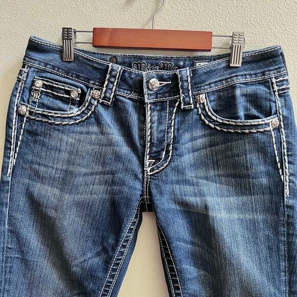 Miss Me Women's Signature Cuffed Capri Jeans Rhinestone Flap Pocket Cropped 29 - Picture 4 of 10